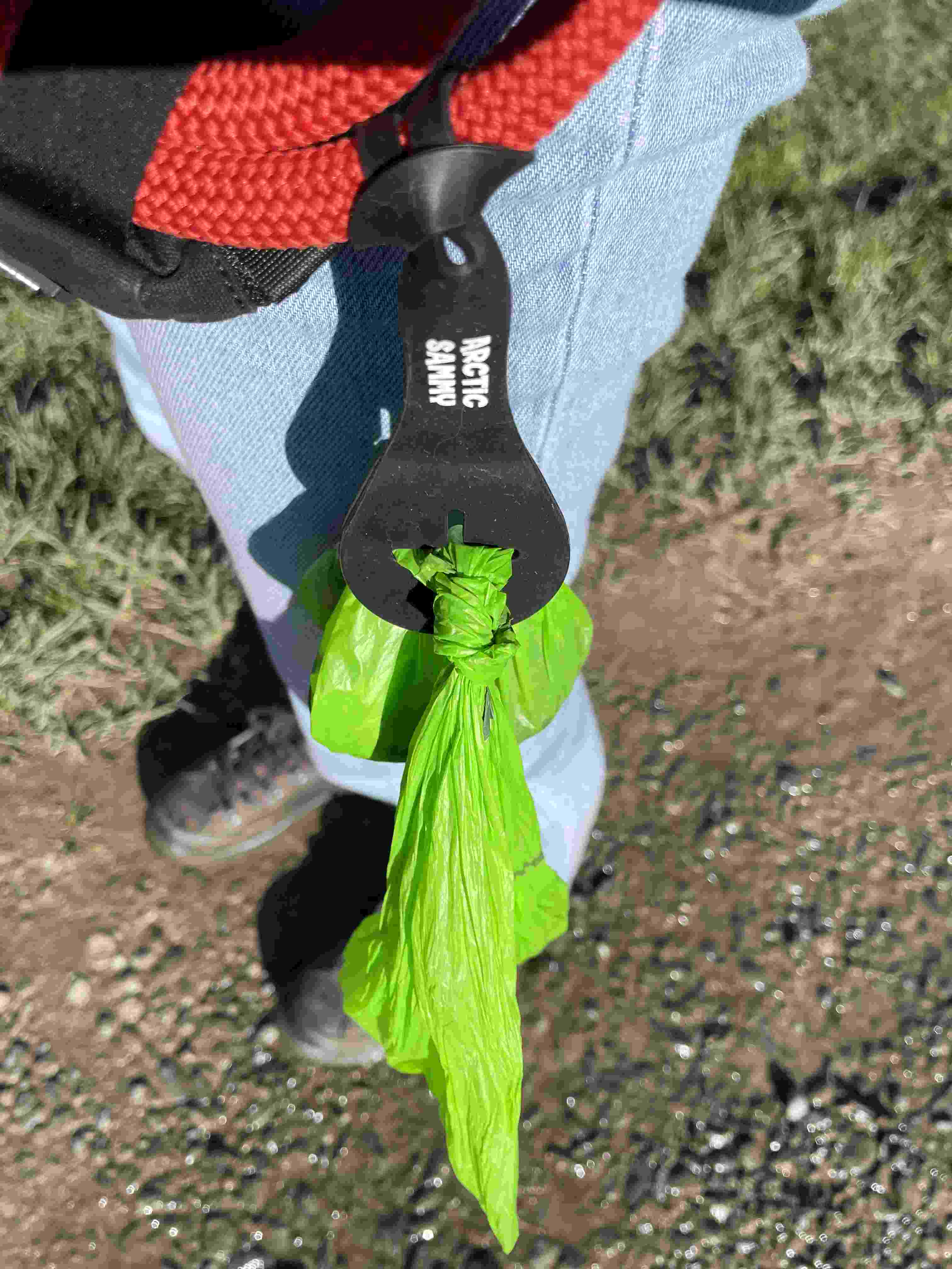 Poop Loop | Arctic Sammy